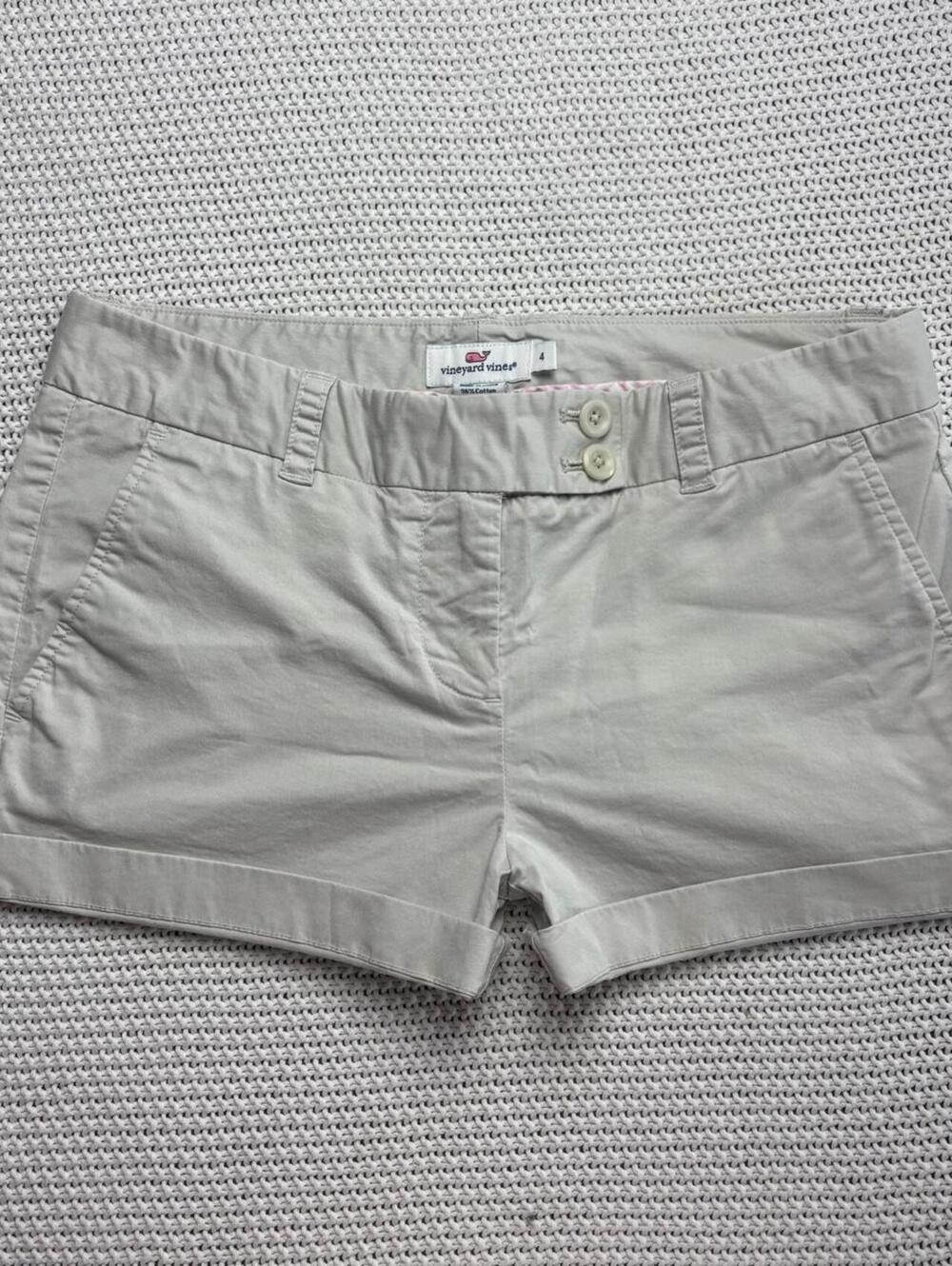 Vineyard Vines beige chino khaki shorts french fly